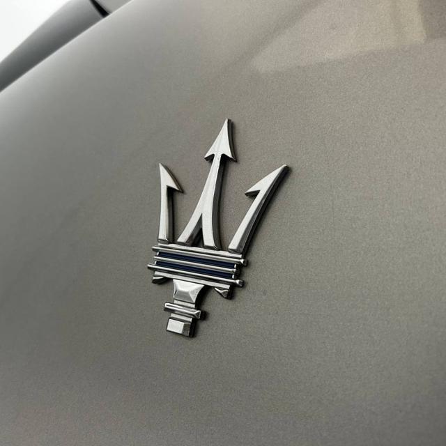 MASERATI Levante usata, con Specchietti laterali elettrici