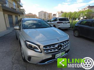 MERCEDES-BENZ GLA 200 usata, con Sistema di navigazione