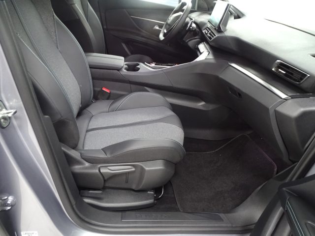 PEUGEOT 3008 usata, con Fari LED