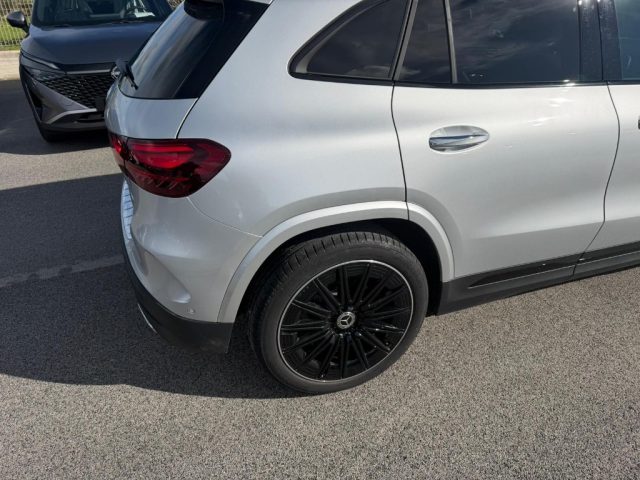 MERCEDES-BENZ GLA 200 usata, con Volante in pelle