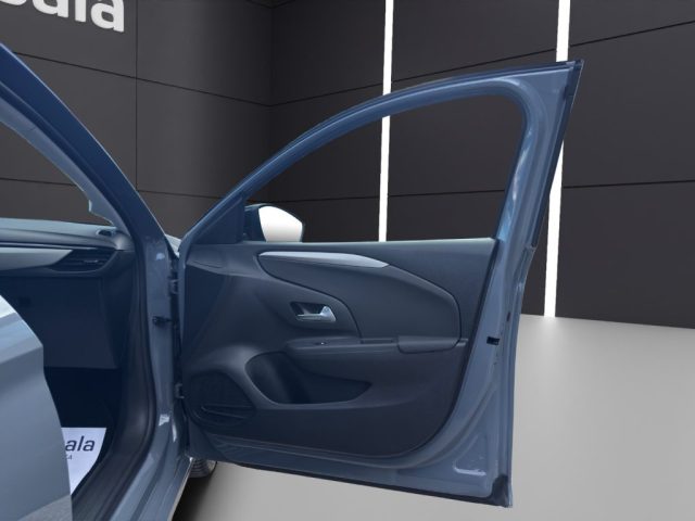 OPEL Corsa usata, con Fari LED