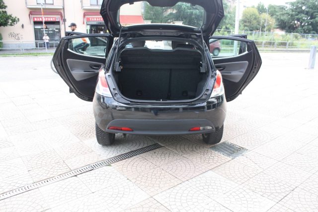 LANCIA Ypsilon usata, con Immobilizzatore elettronico