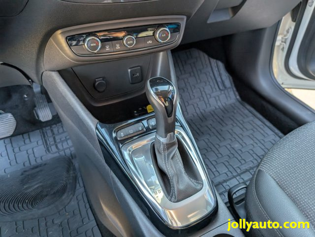 OPEL Crossland X usata 27