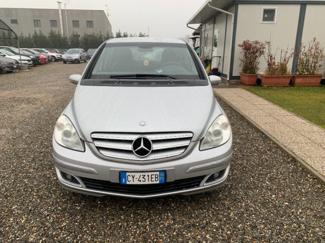 MERCEDES-BENZ B 180 usata, con Airbag