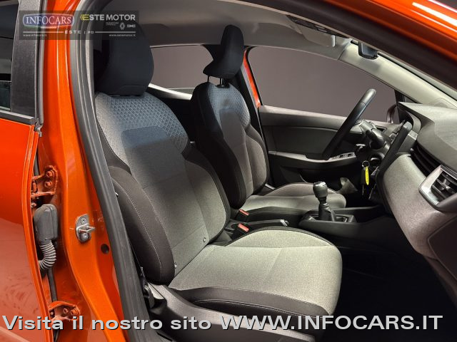 RENAULT Clio usata, con Autoradio