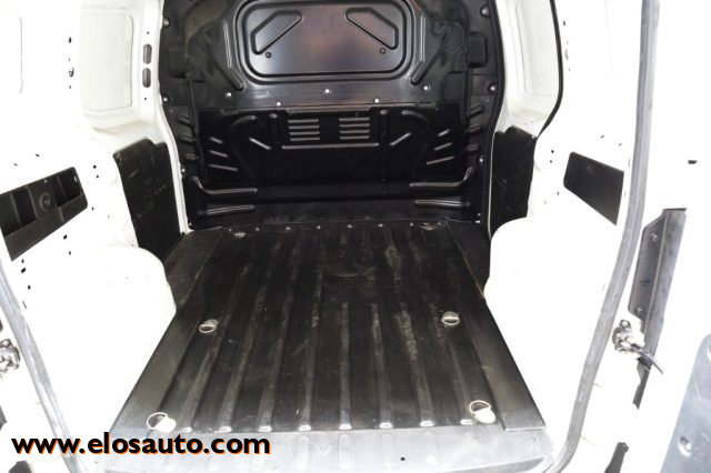 FIAT Fiorino usata, con USB