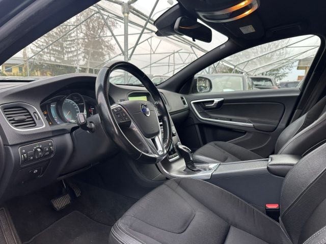 VOLVO V60 Cross Country usata, con Boardcomputer