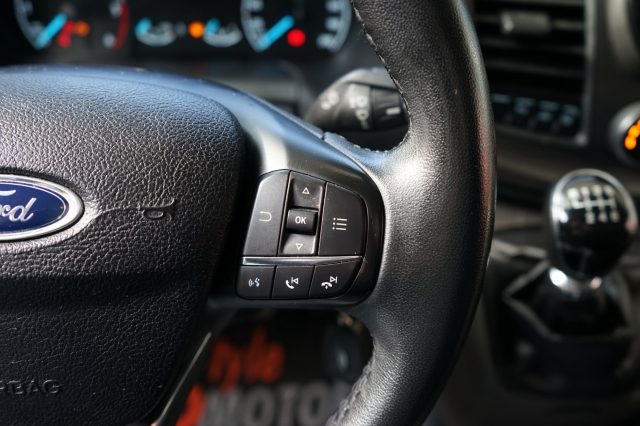 FORD Transit Custom usata, con Limitatore di velocità