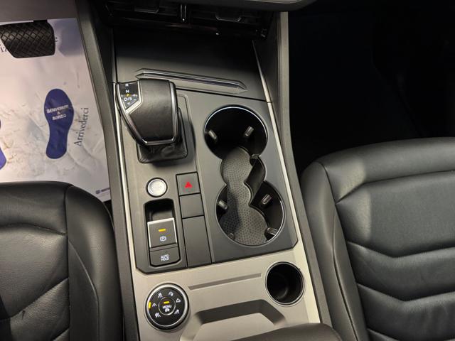 VOLKSWAGEN Touareg usata, con Controllo automatico clima