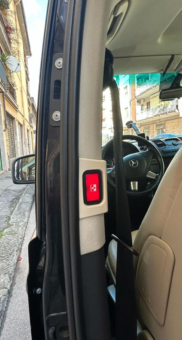 MERCEDES-BENZ Viano usata 24