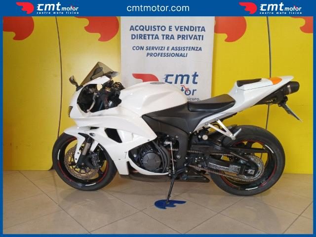 HONDA CBR 600 RR usata 9