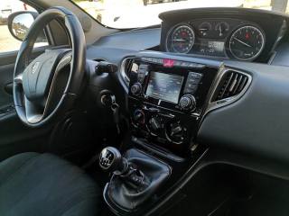 LANCIA Ypsilon usata, con Supporto lombare