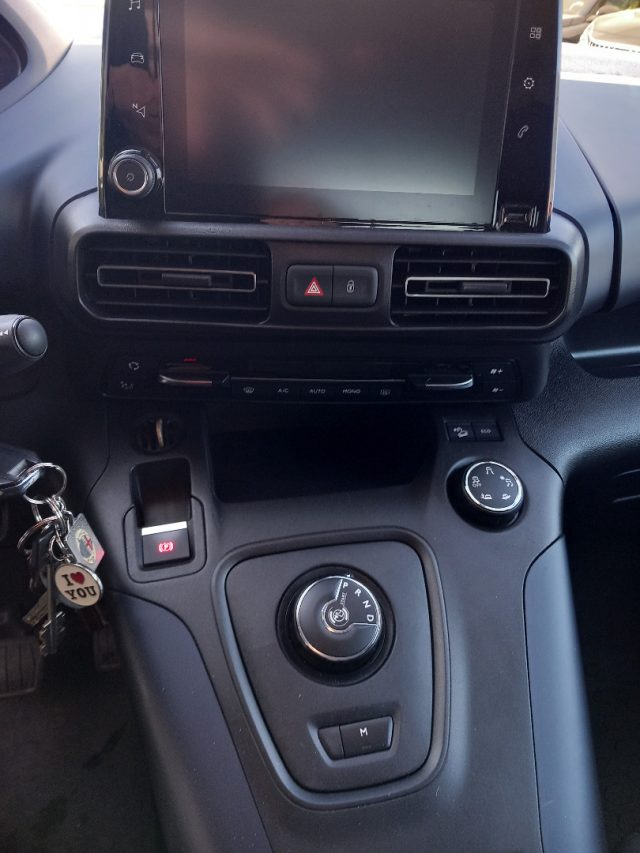 PEUGEOT Rifter usata, con Boardcomputer