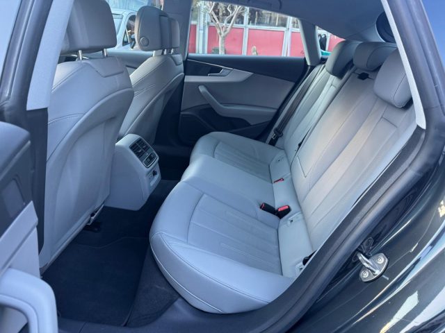 AUDI A5 usata, con Park Distance Control