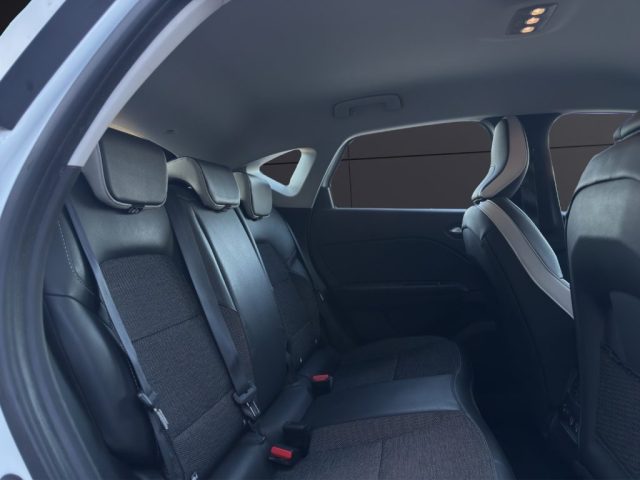 RENAULT Captur usata, con Volante multifunzione