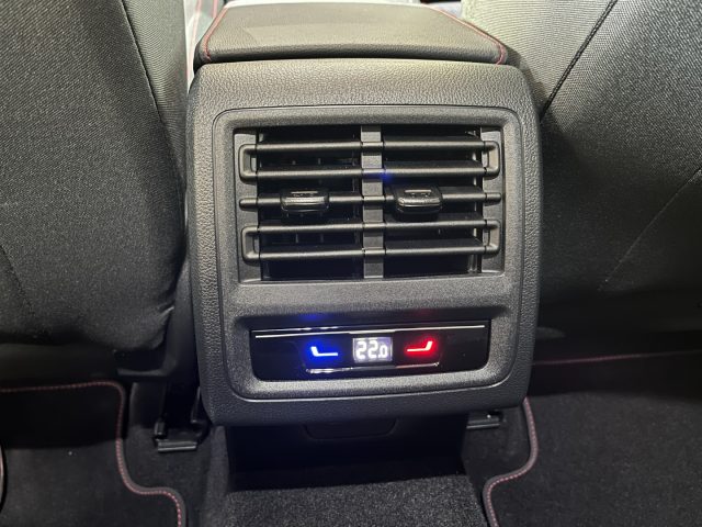 VOLKSWAGEN Golf GTI usata, con Sistema di navigazione