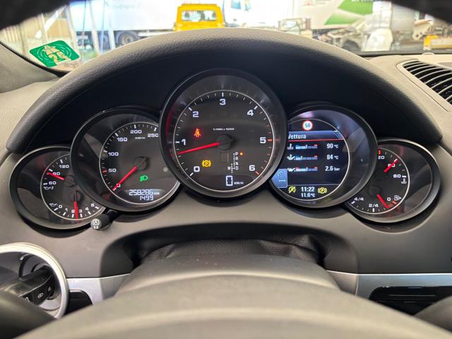 PORSCHE Cayenne usata, con Interni in pelle