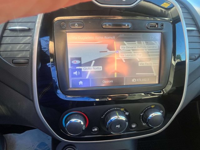 RENAULT Captur usata, con Sistema di navigazione