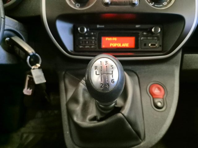 RENAULT Kangoo usata, con MP3