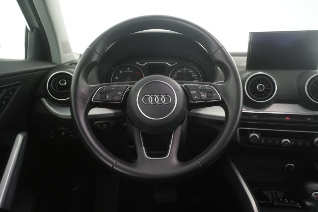 AUDI Q2 usata 12