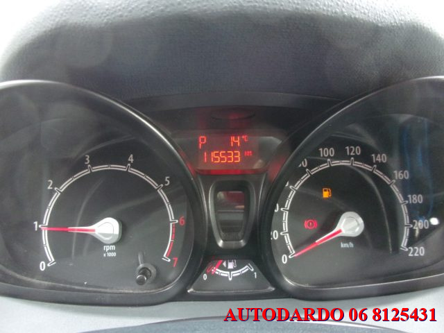 FORD Fiesta usata, con Specchietti laterali elettrici