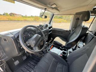 LAND ROVER Defender usata 10