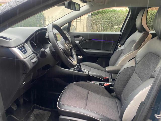 RENAULT Captur usata 12