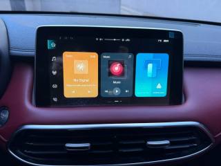 MG HS usata, con Sistema di navigazione