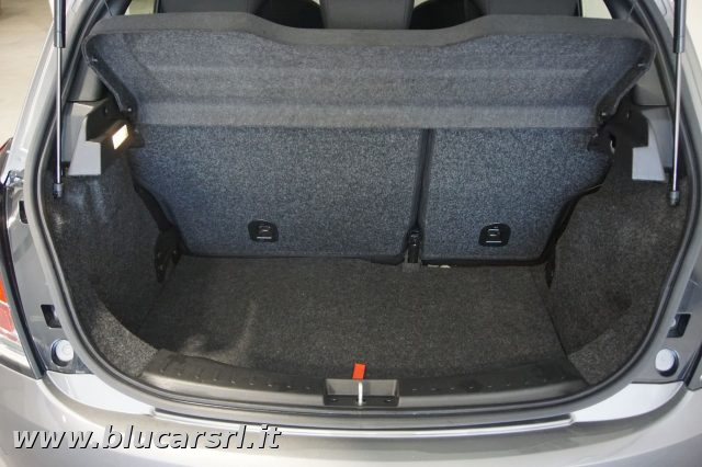 LANCIA Ypsilon usata, con Autoradio digitale