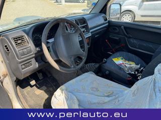 SUZUKI Jimny usata, con Autoradio