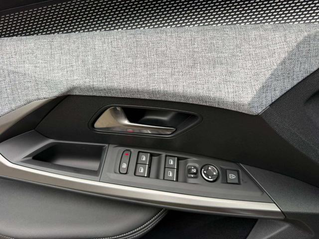 PEUGEOT 3008 usata 25