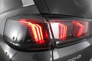 PEUGEOT 5008 usata 9