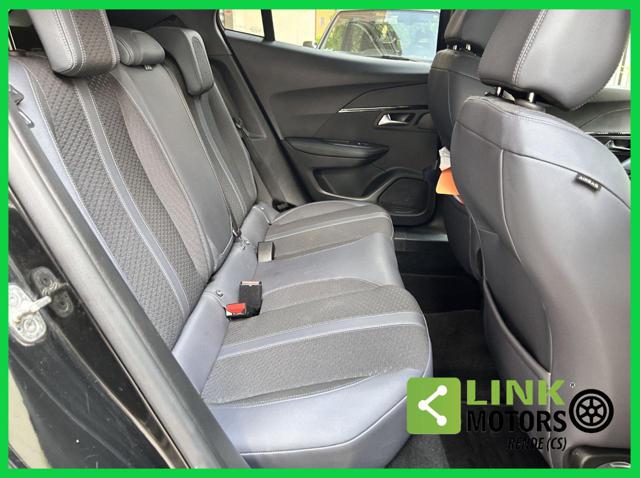 PEUGEOT 2008 usata, con Airbag testa