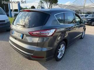 FORD S-Max usata, con Fendinebbia
