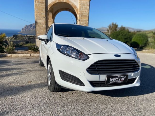 FORD Fiesta usata, con ABS