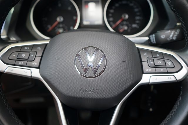 VOLKSWAGEN Tiguan usata, con Specchietti laterali elettrici