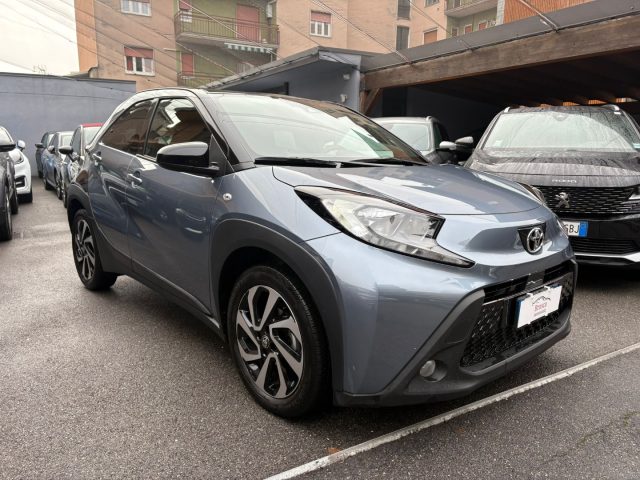 TOYOTA Aygo X usata, con Airbag