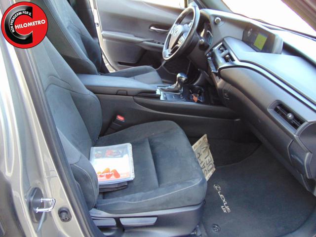 LEXUS UX 250h usata, con Controllo trazione