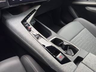 PEUGEOT 3008 usata, con Sensori di parcheggio posteriori