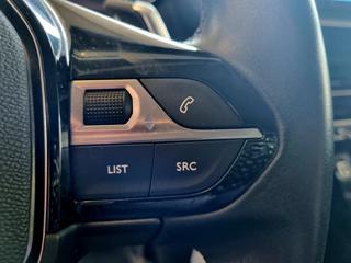 PEUGEOT 2008 usata, con Luci diurne LED