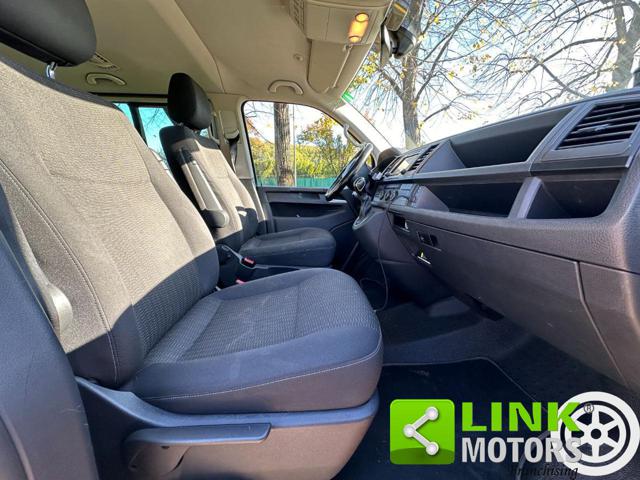 VOLKSWAGEN Caravelle usata, con ESP