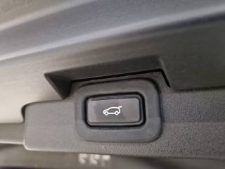 LAND ROVER Discovery usata, con Trazione integrale