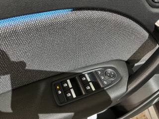 RENAULT Captur usata, con Sedile posteriore sdoppiato