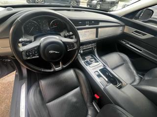 JAGUAR XF usata, con Climatizzatore