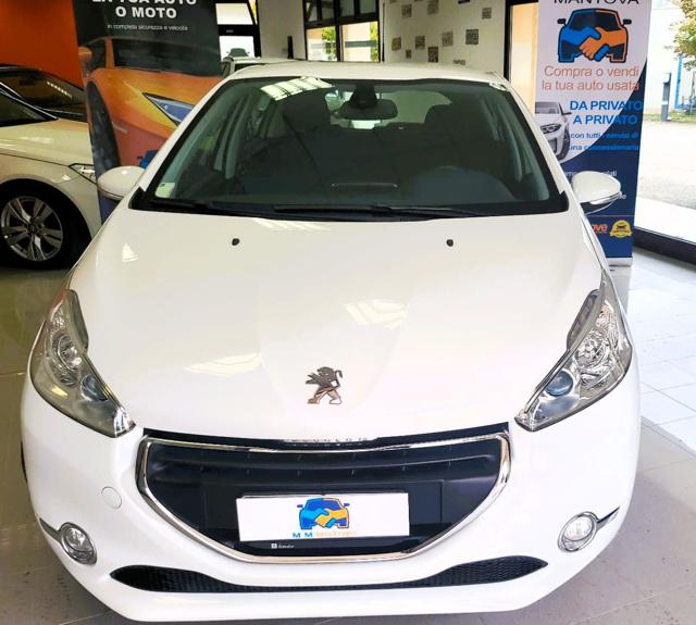 PEUGEOT 208 usata, con Fari LED