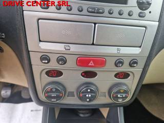 ALFA ROMEO 147 usata, con Controllo automatico clima