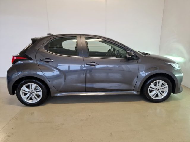 MAZDA 2 usata, con Autoradio