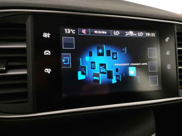 PEUGEOT 308 usata, con Controllo automatico clima