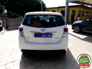 TOYOTA Verso usata, con Controllo automatico clima
