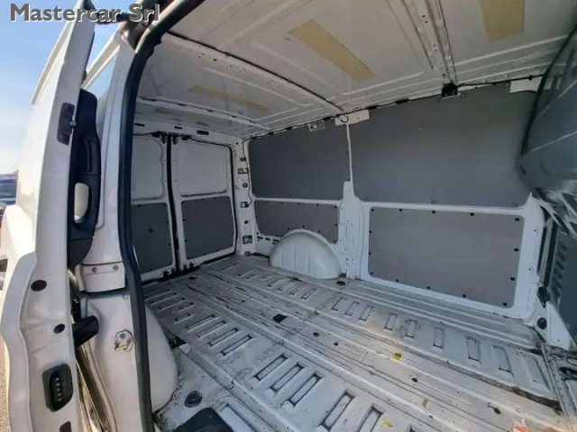 MERCEDES-BENZ Vito usata 13